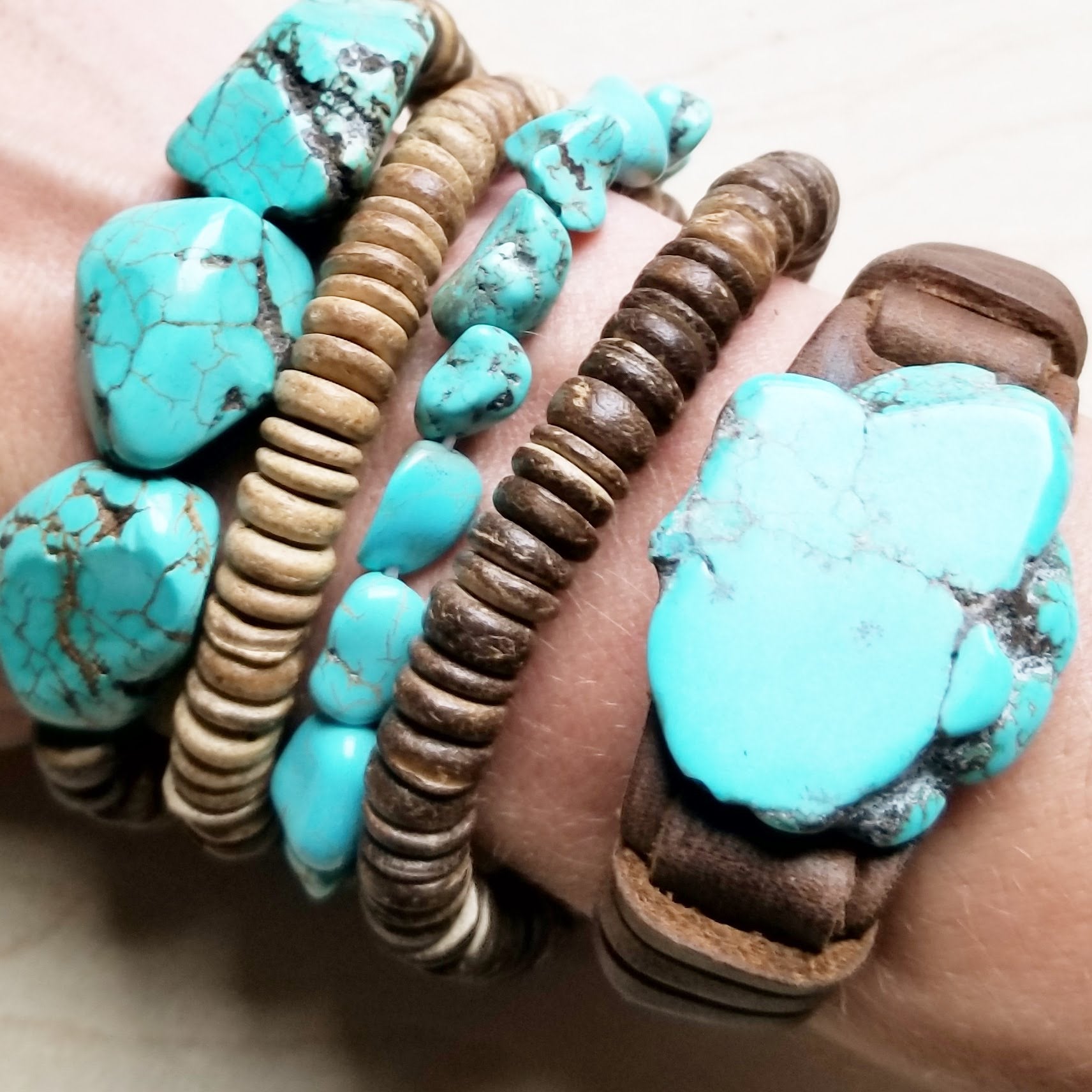 Chunky Turquoise Bracelet 801e - Free Spirited