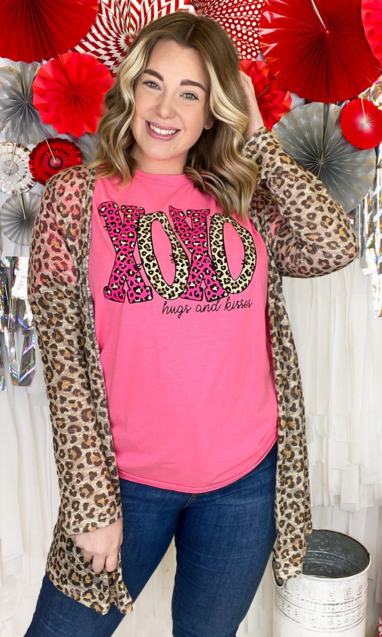 Hugs and Kisses Valentine T-Shirt - Free Spirited
