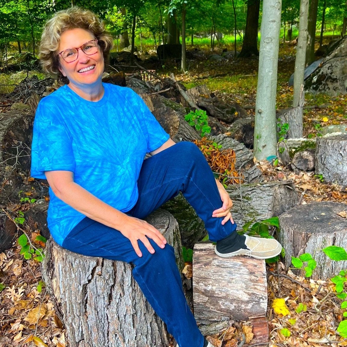 Neon Blueberry Premium Hand-Dyed Comfort Shirt - Free Spirited