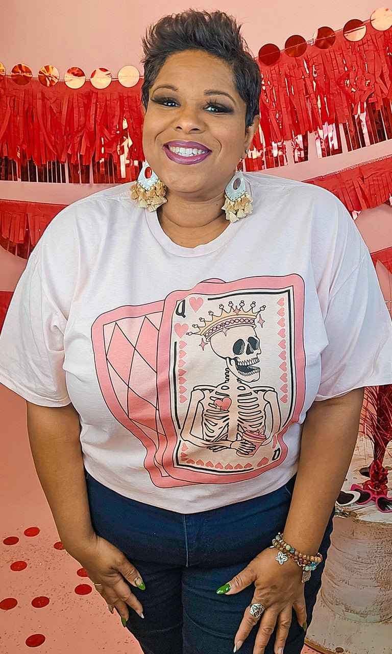 Queen of Hearts Graphic T-Shirt - Free Spirited