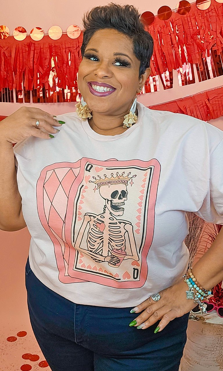 Queen of Hearts Graphic T-Shirt - Free Spirited