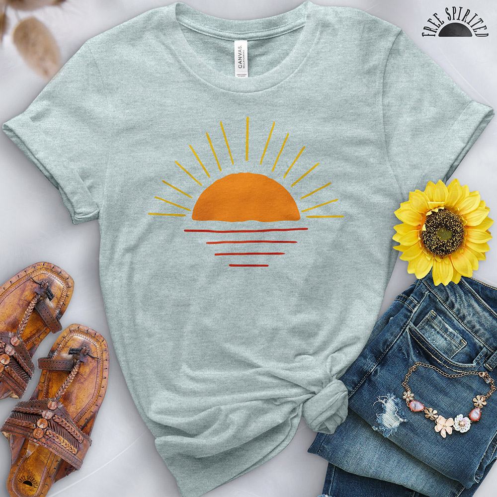 Simple Sunset Tee - Free Spirited