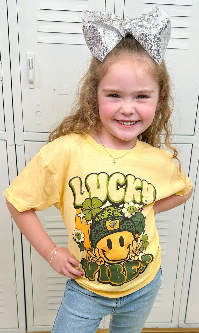 Smiley Lucky Vibes Youth Graphic T-Shirt - Free Spirited