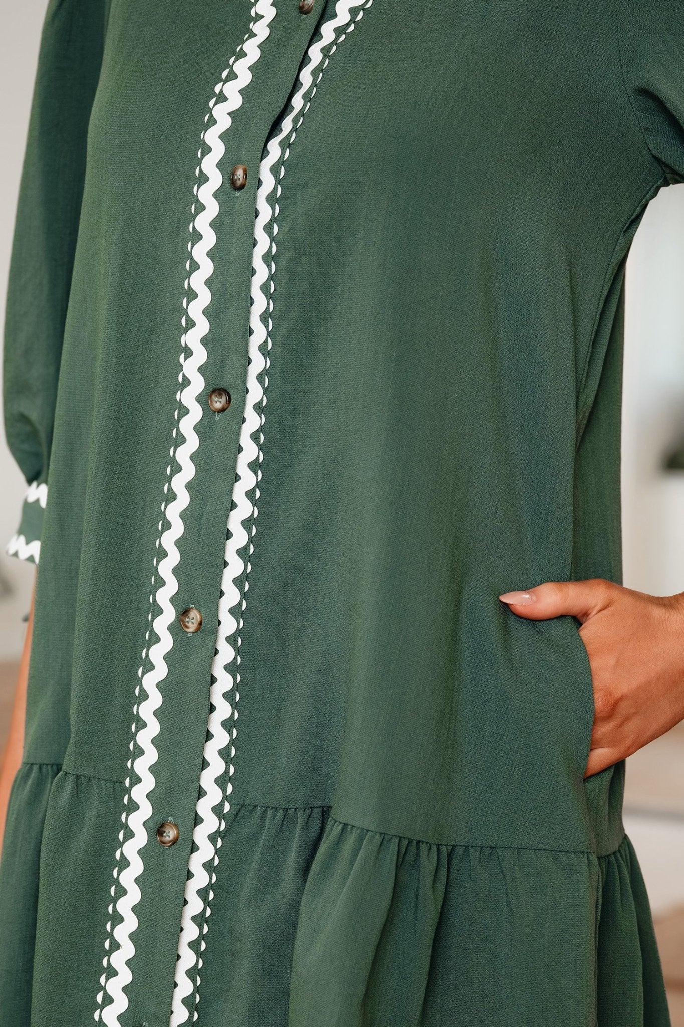 Xyla Bracelet Sleeve Shift Dress by Threaded Pear - Free Spirited