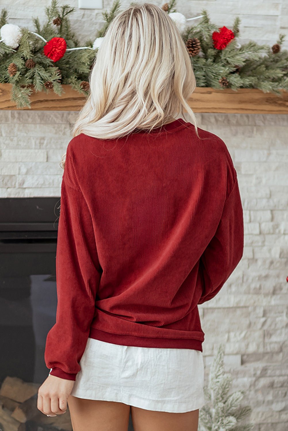 Yazara Graphic Corded Christmas Sweatshirt - Free Spirited